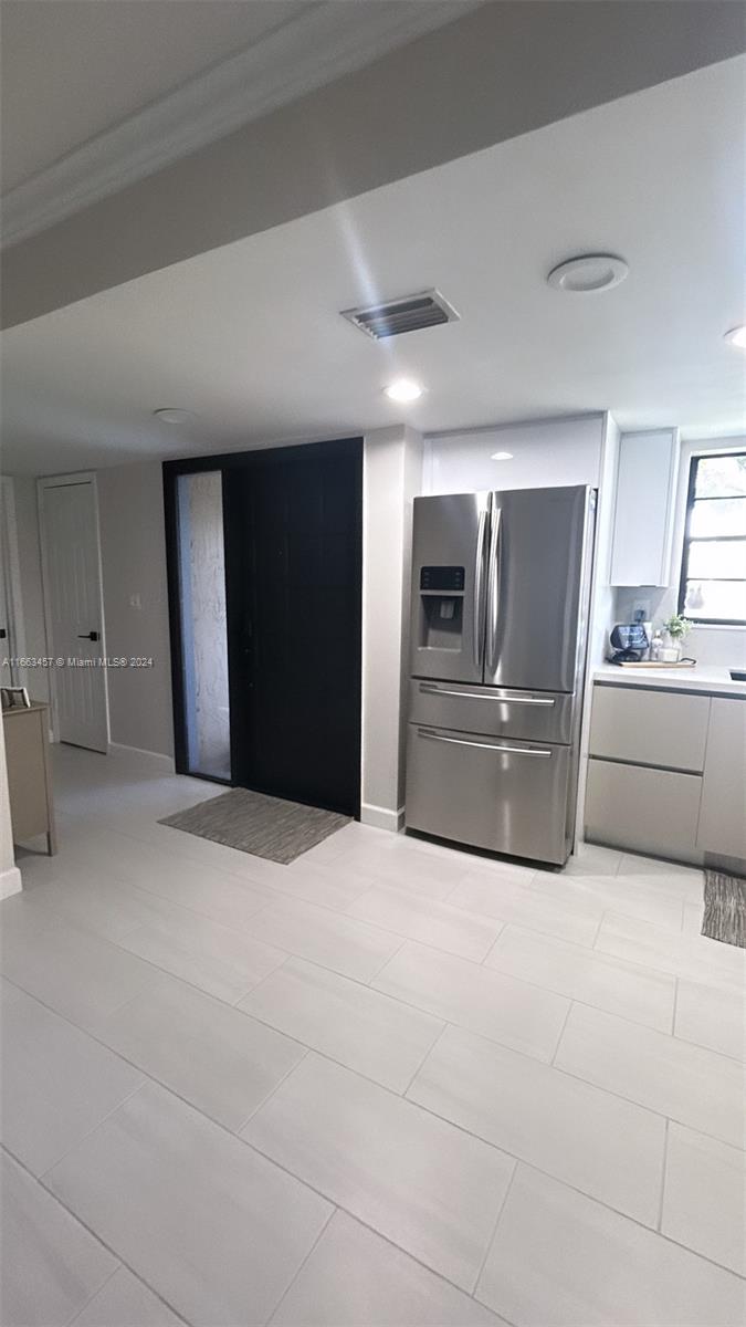 8985 Palm Tree Ln # 8985