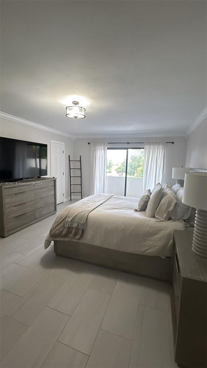 8985 Palm Tree Ln # 8985