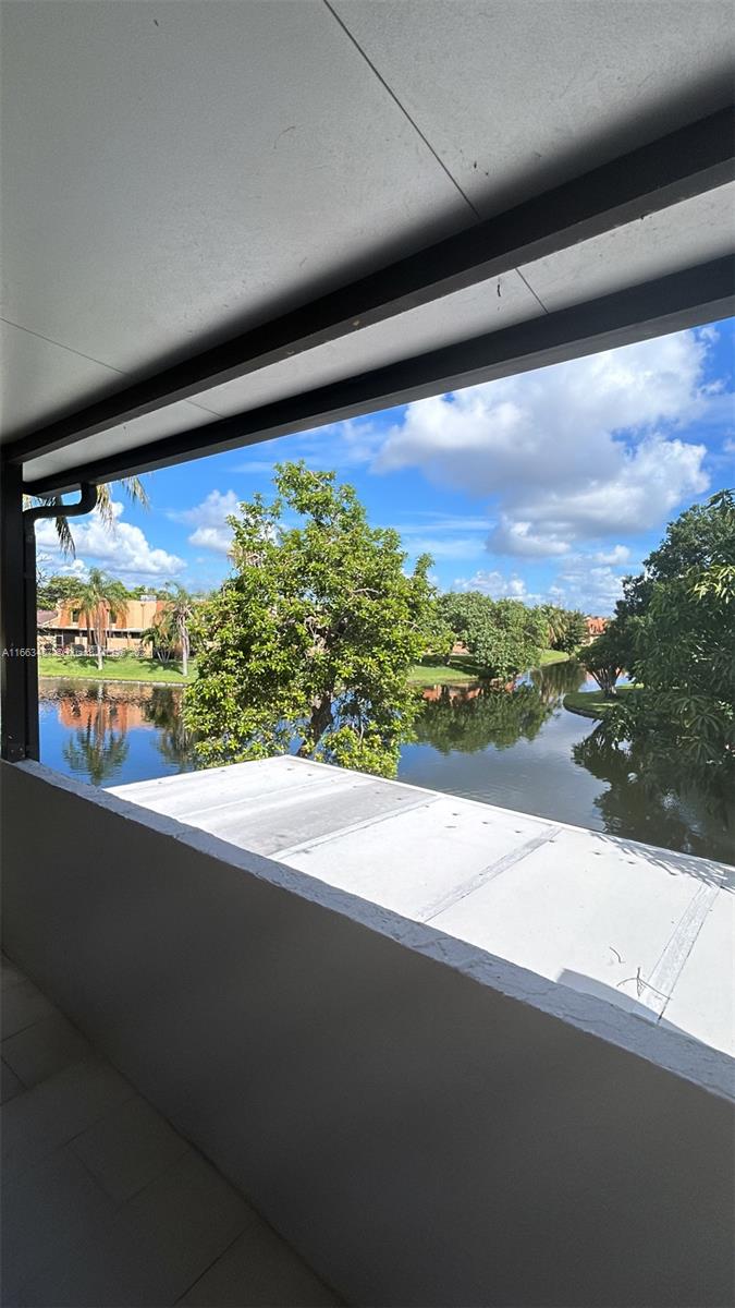8985 Palm Tree Ln # 8985
