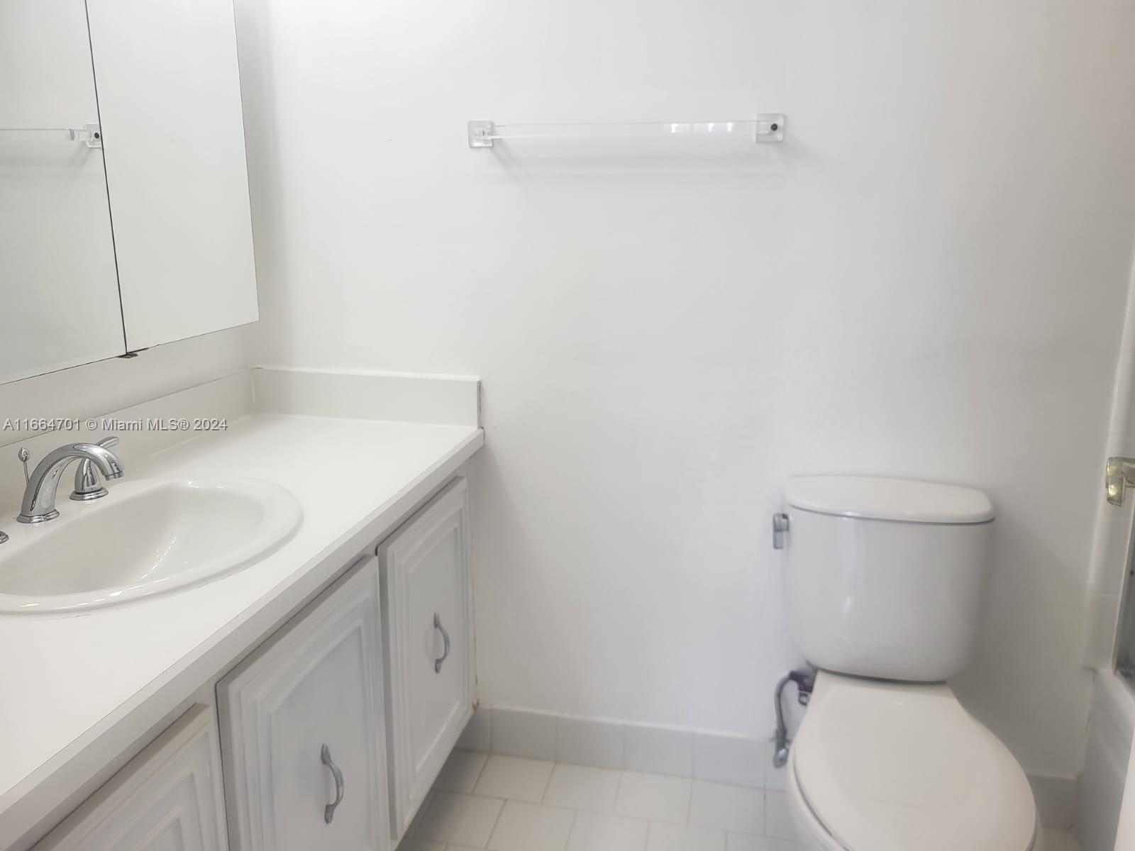 501 Three Islands Blvd # 204