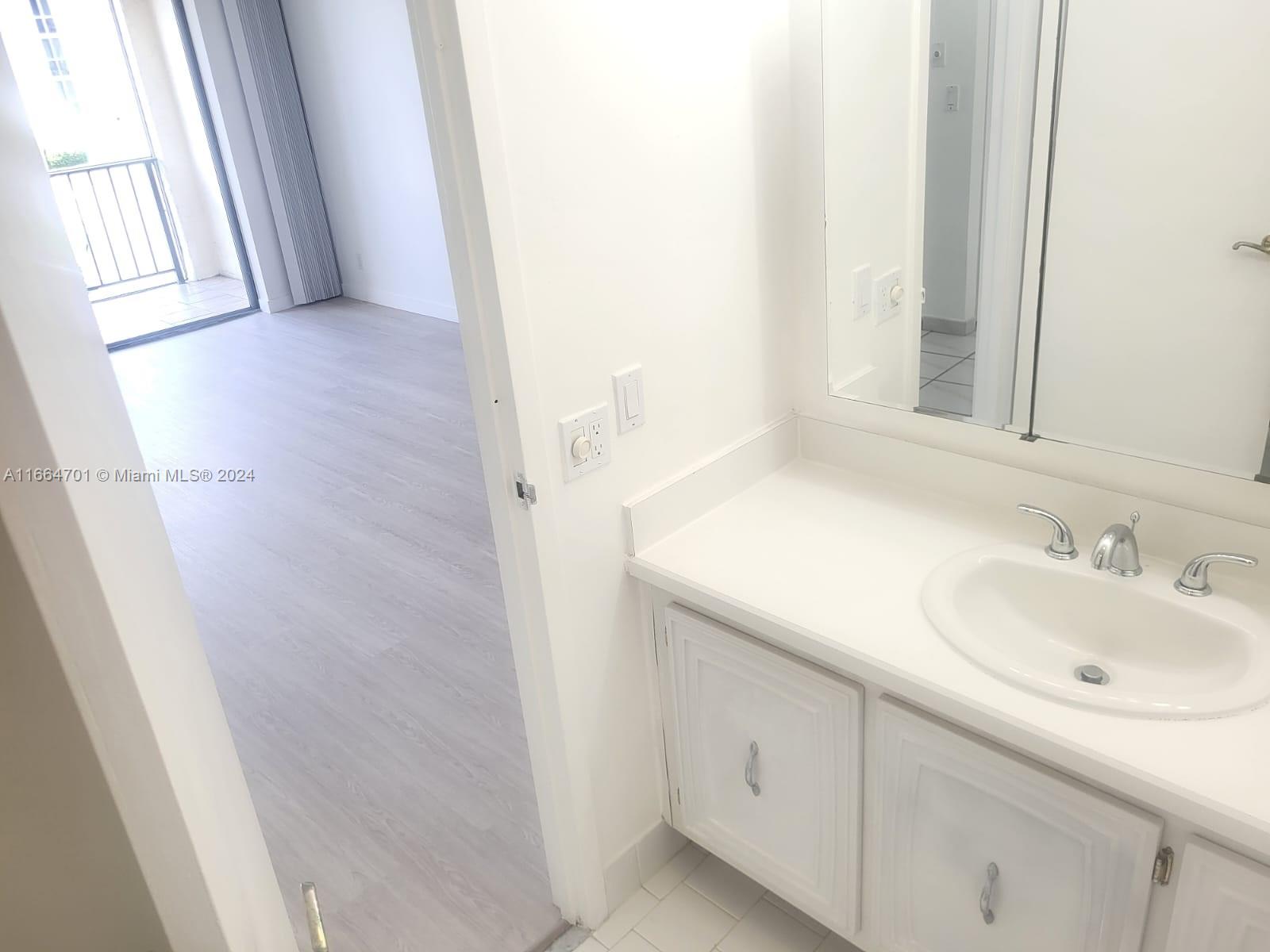 501 Three Islands Blvd # 204