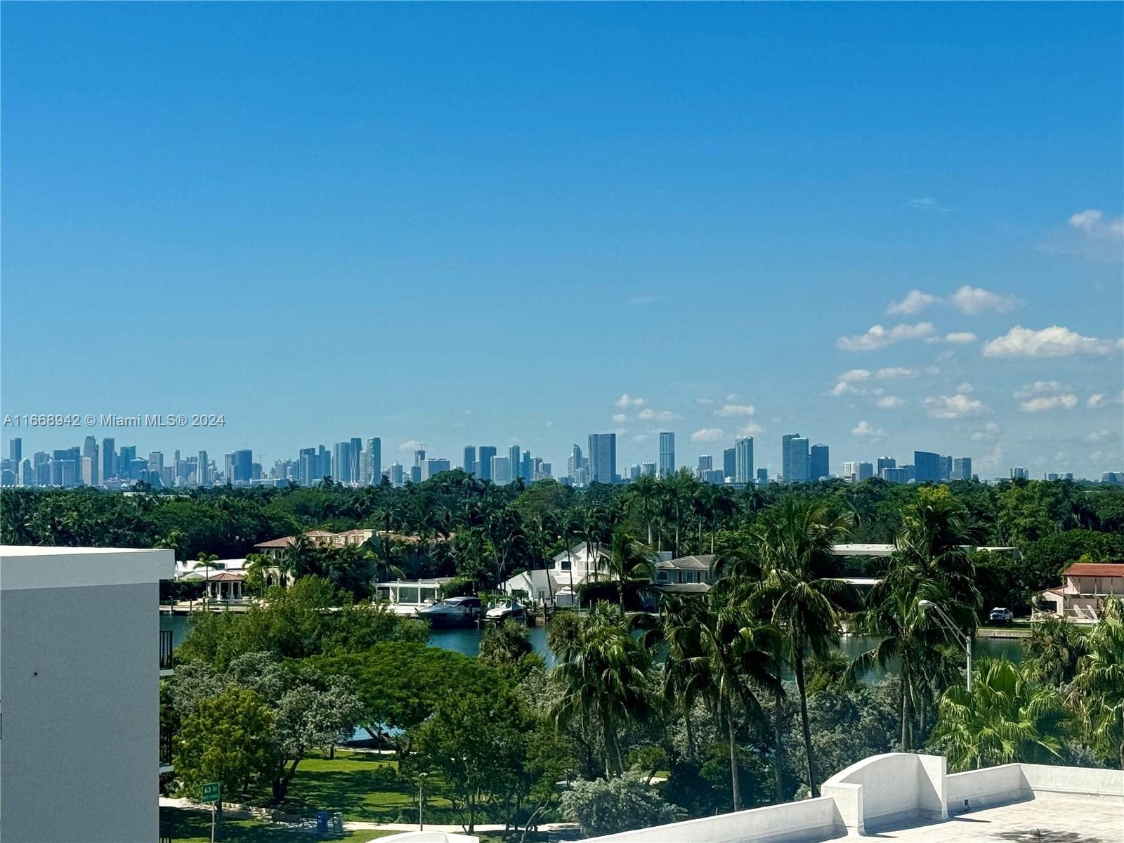 6450 Collins Ave # 606