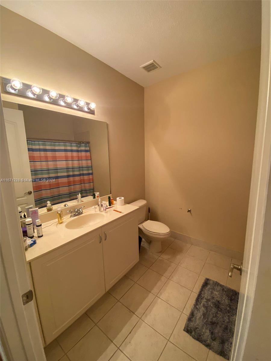 2616 SW 81st Ave # 1007
