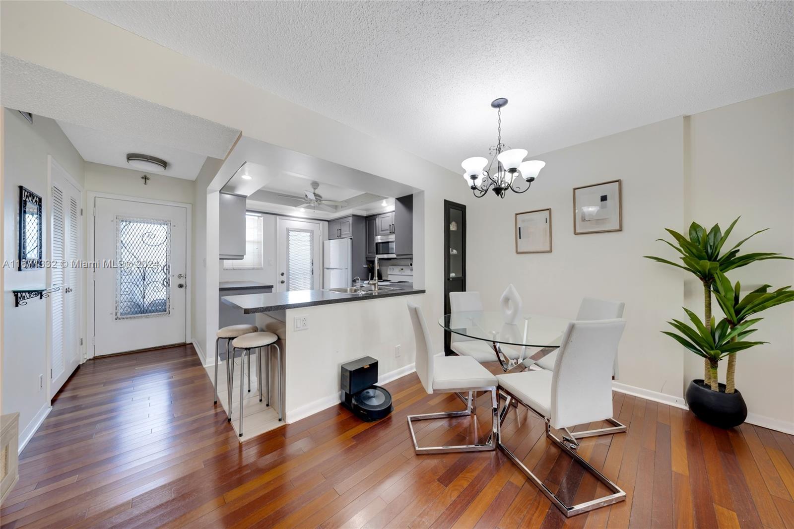 420 NE 12th Ave # 704