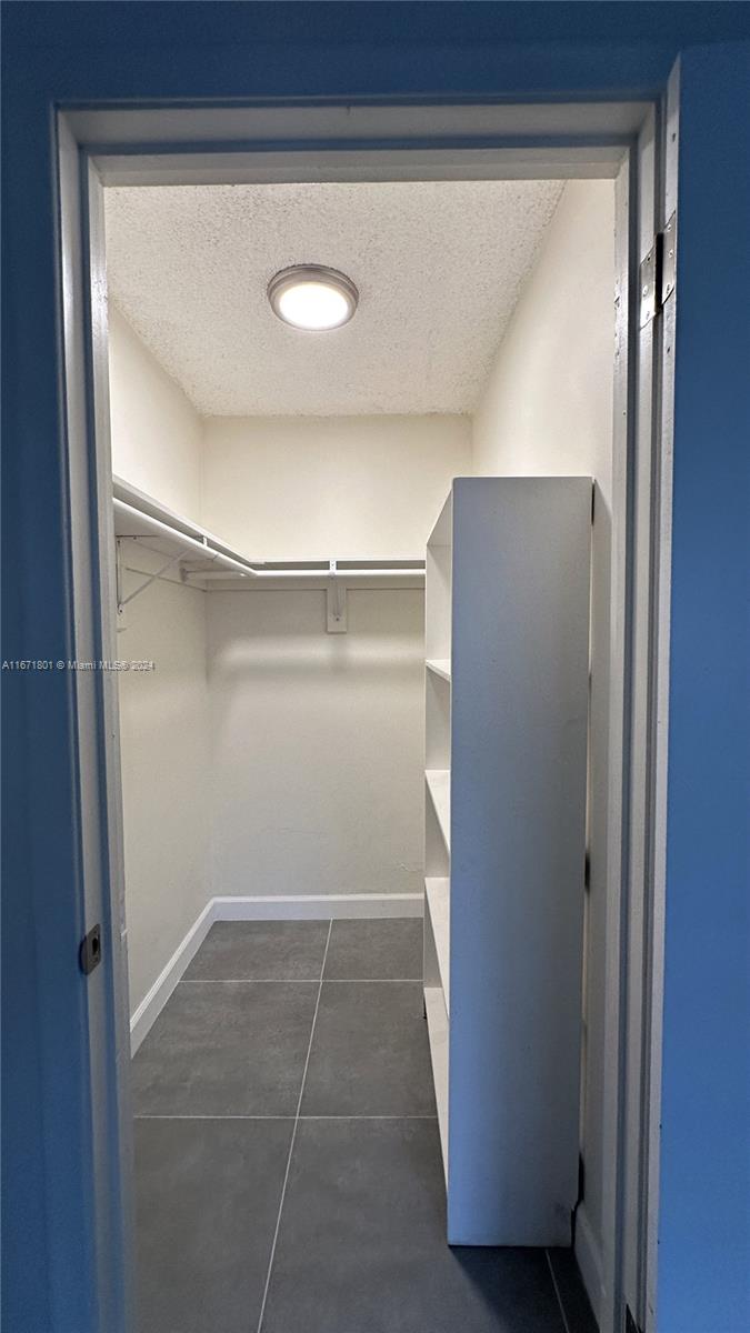 2050 N Congress Ave # 101