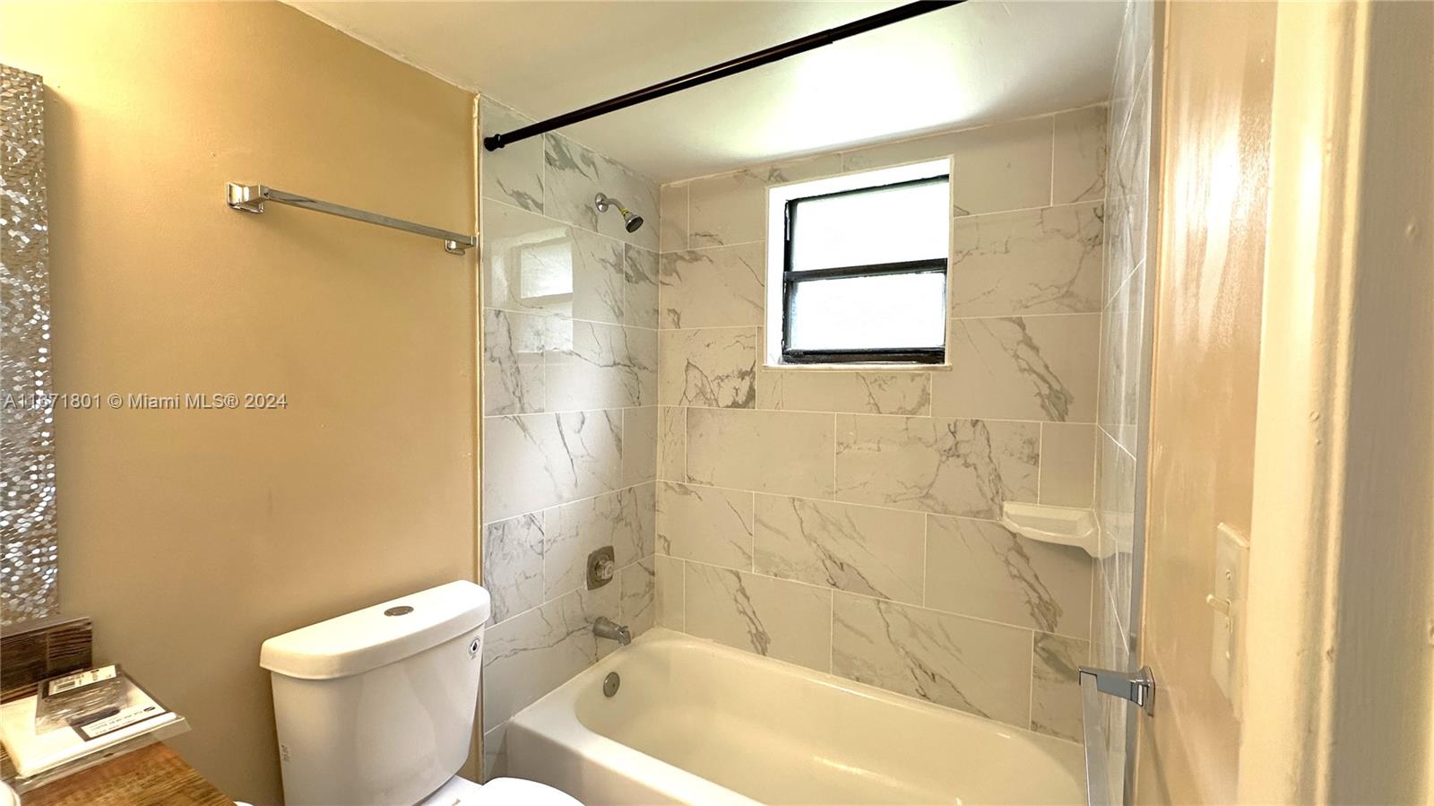 2050 N Congress Ave # 101