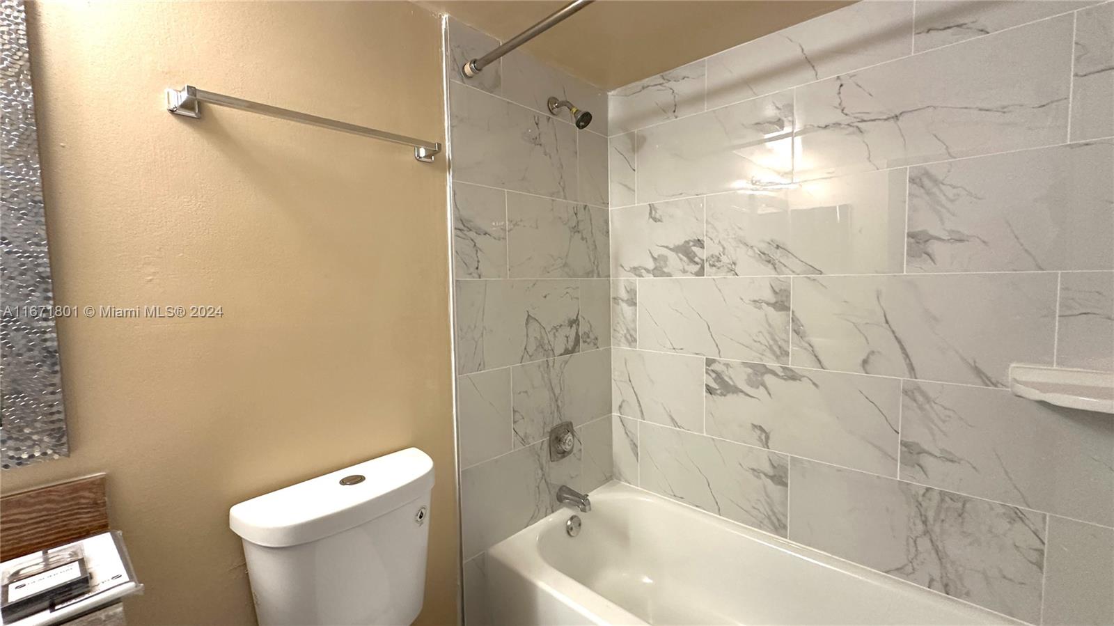 2050 N Congress Ave # 101