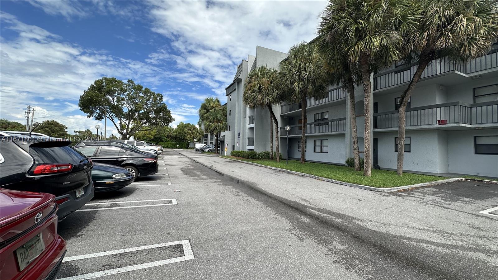 2050 N Congress Ave # 101