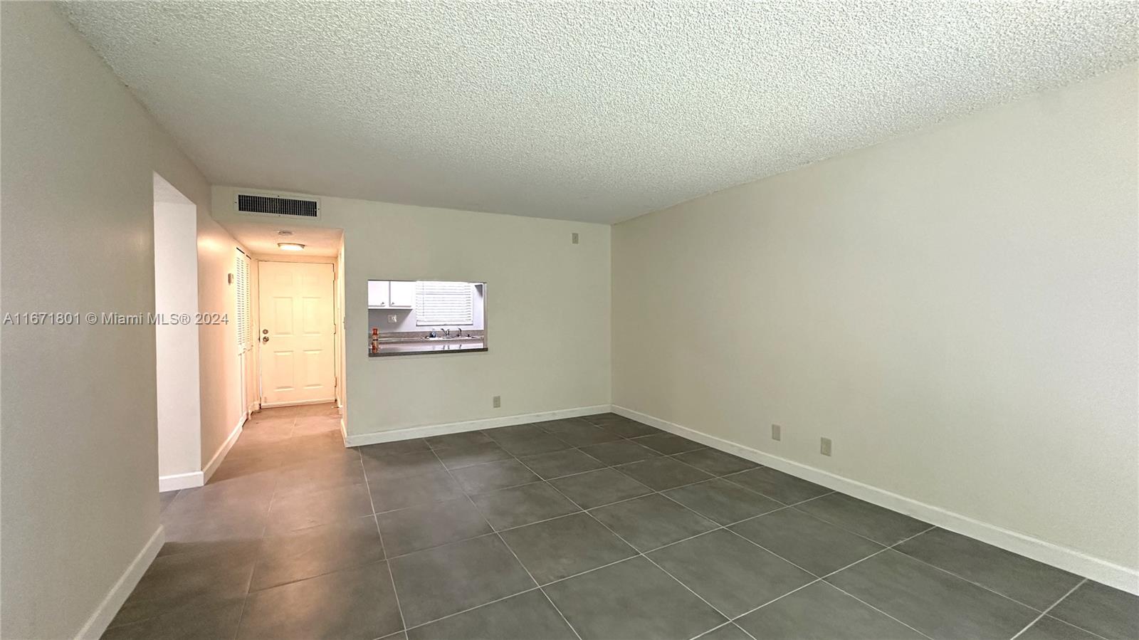 2050 N Congress Ave # 101