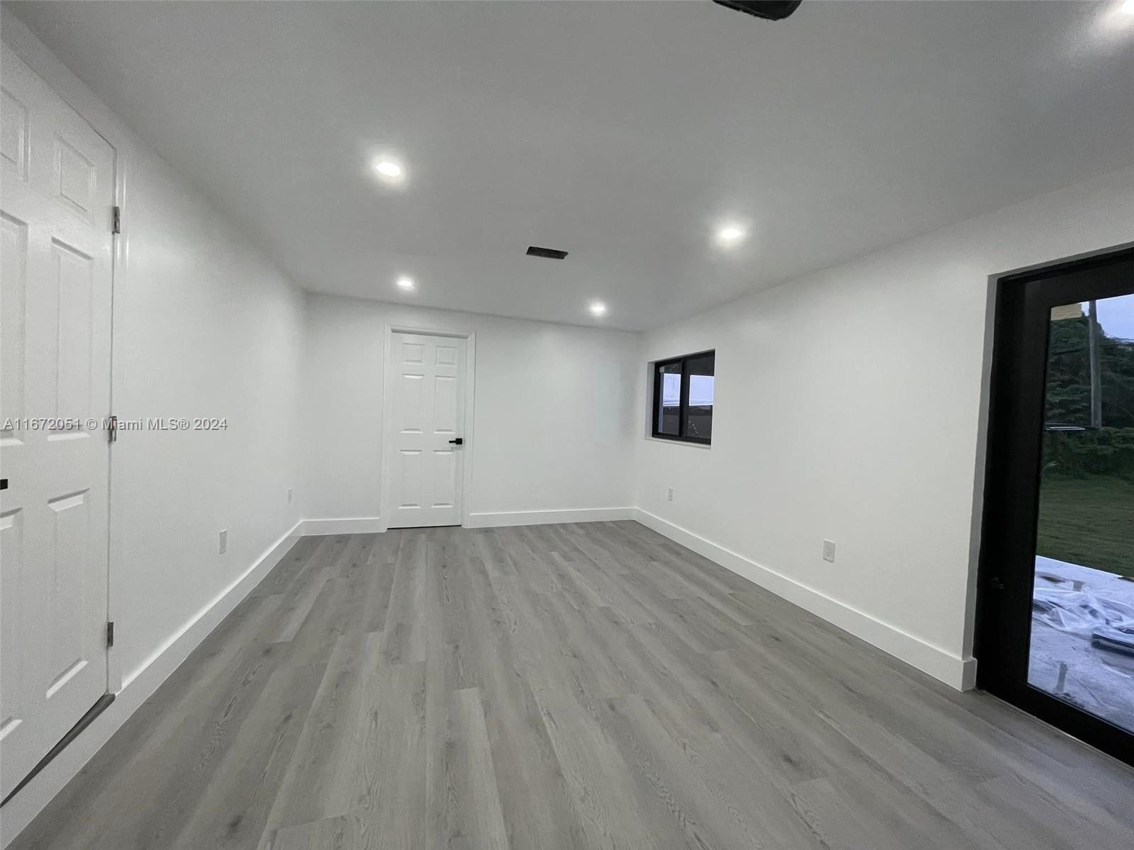 10900 NW 22nd Ave Rd
