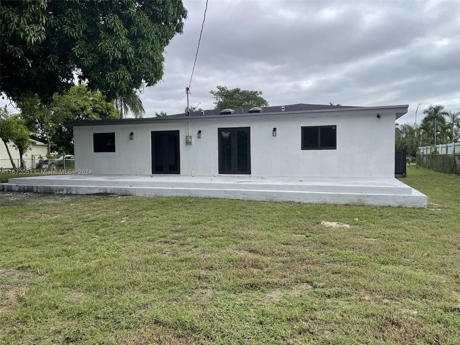 10900 NW 22nd Ave Rd