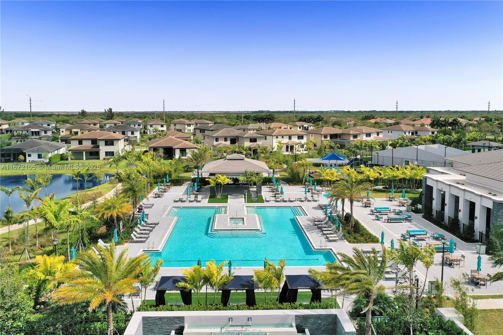10398 Waterside Ct