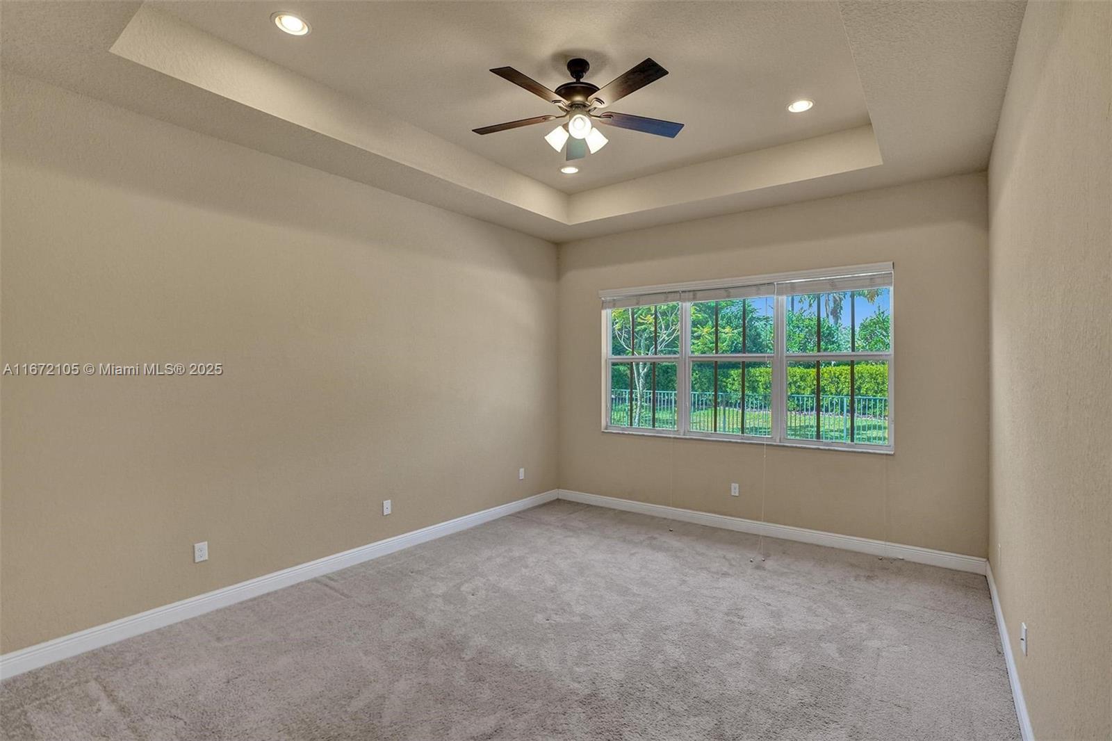 10398 Waterside Ct