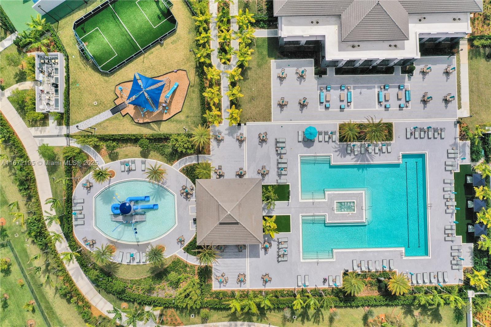 10398 Waterside Ct