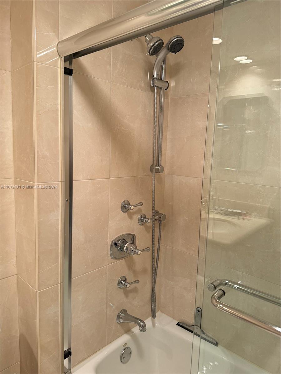 405 N Ocean Blvd # 402