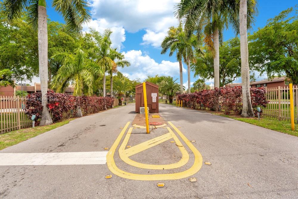 6604 SW 114th Pl # F72