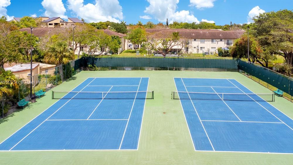 6604 SW 114th Pl # F72