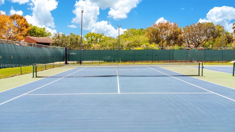 6604 SW 114th Pl # F72