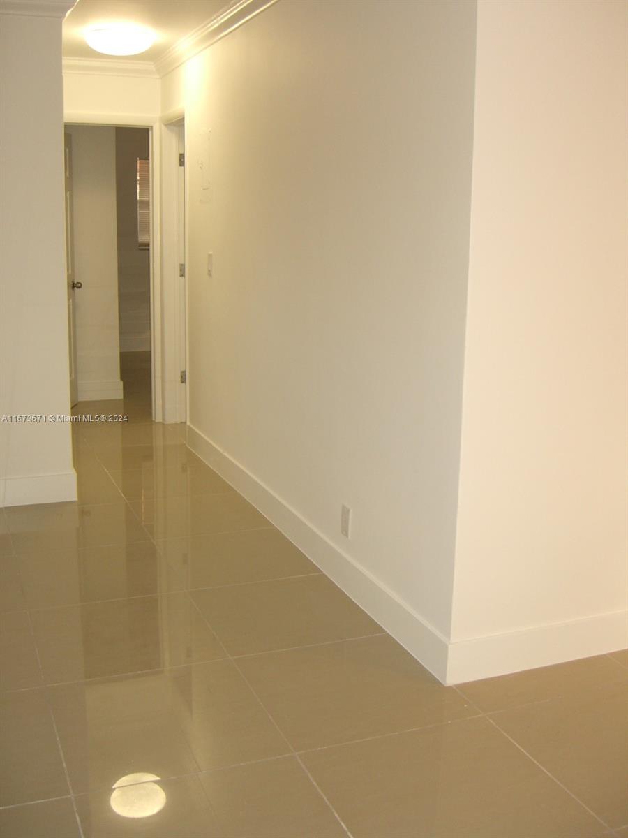 5300 Hollywood Blvd Unit: 3
