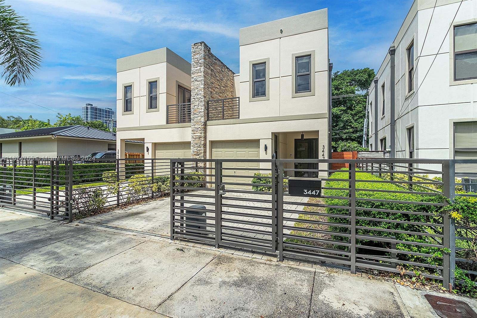 3447 Percival Ave