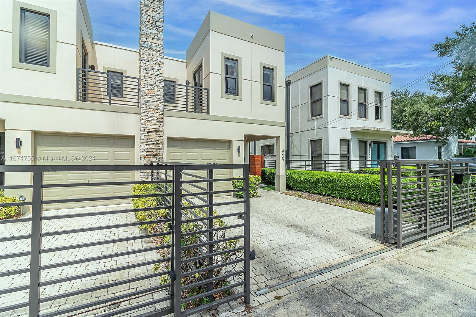 3447 Percival Ave