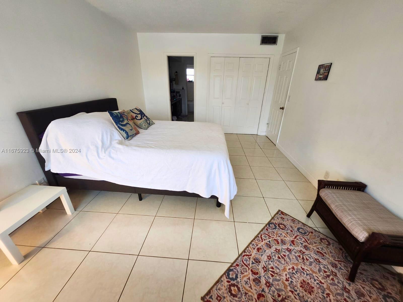 851 NE 14th Ave # 420