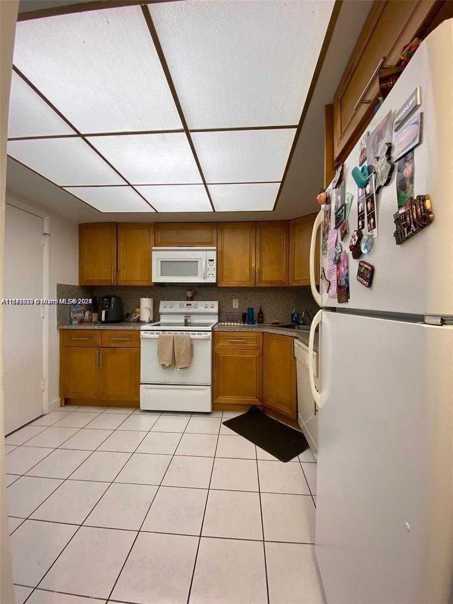 851 NE 14th Ave # 420