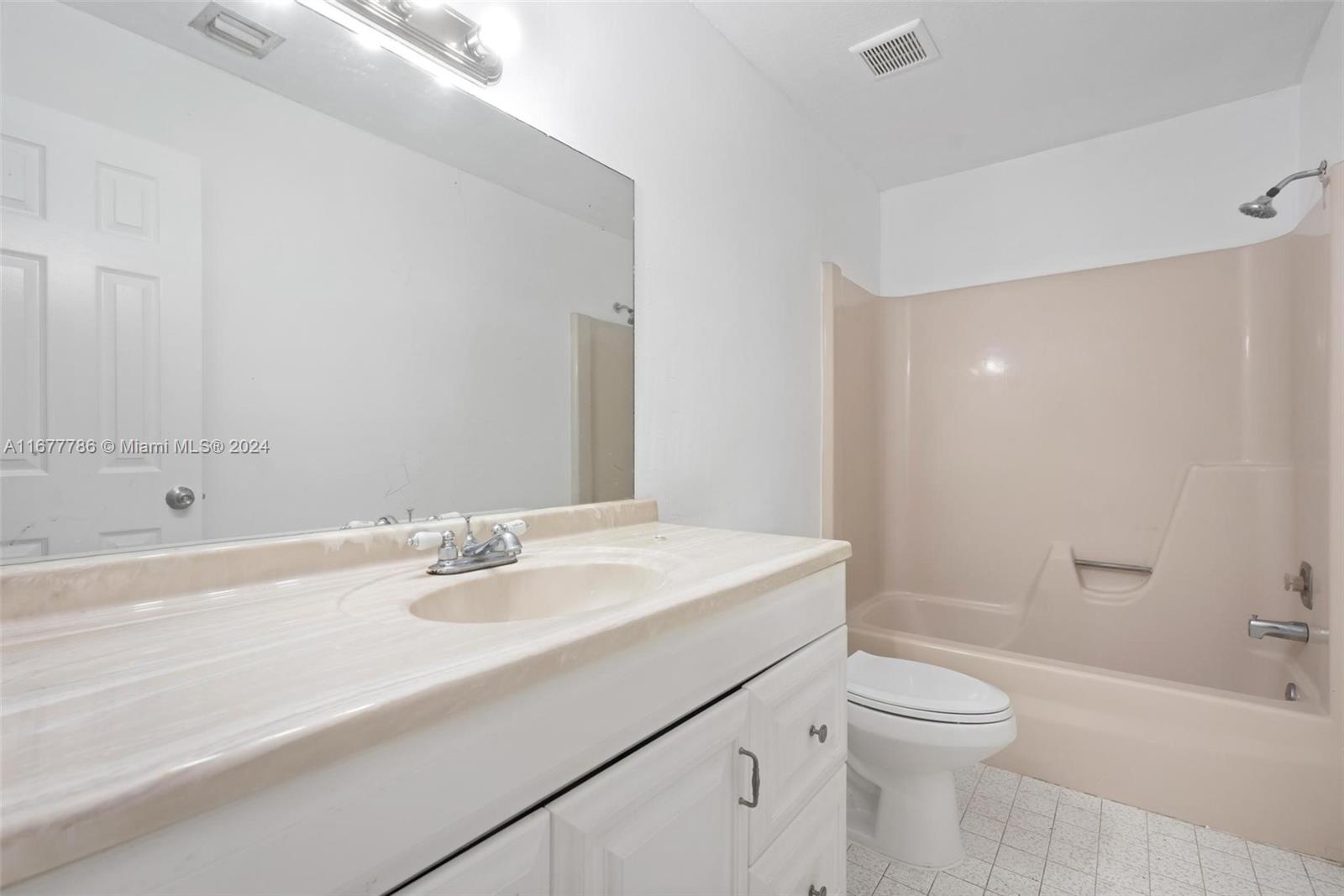 1252 SW 75th Ave