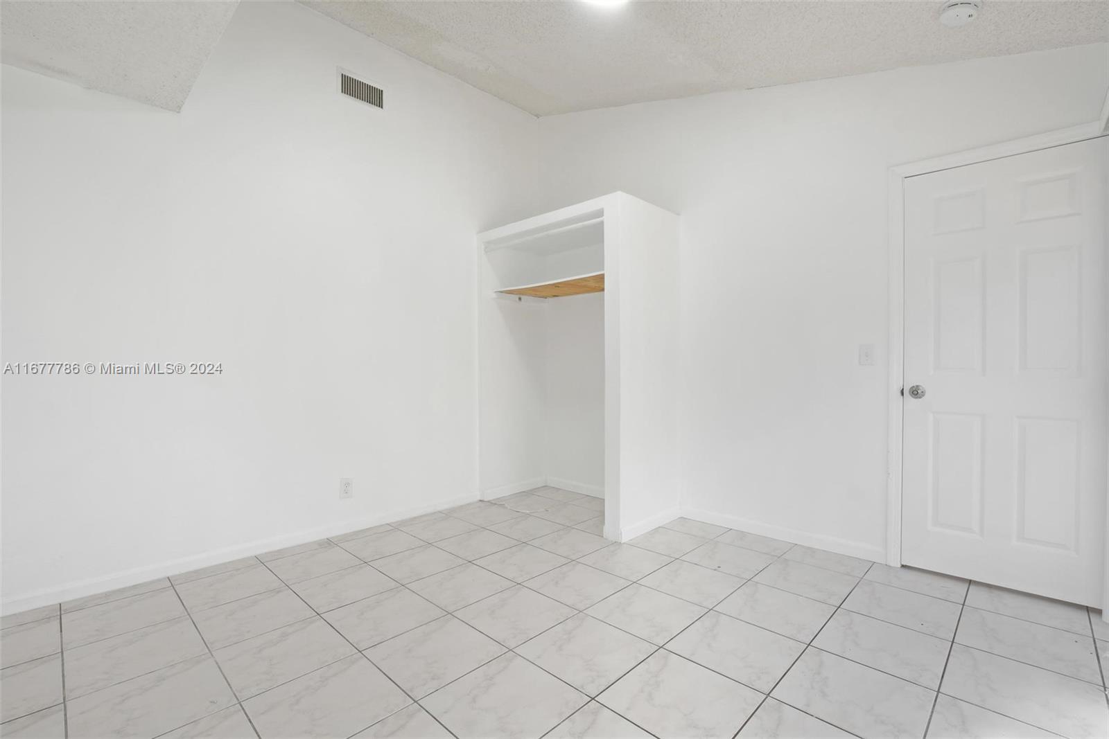 1252 SW 75th Ave