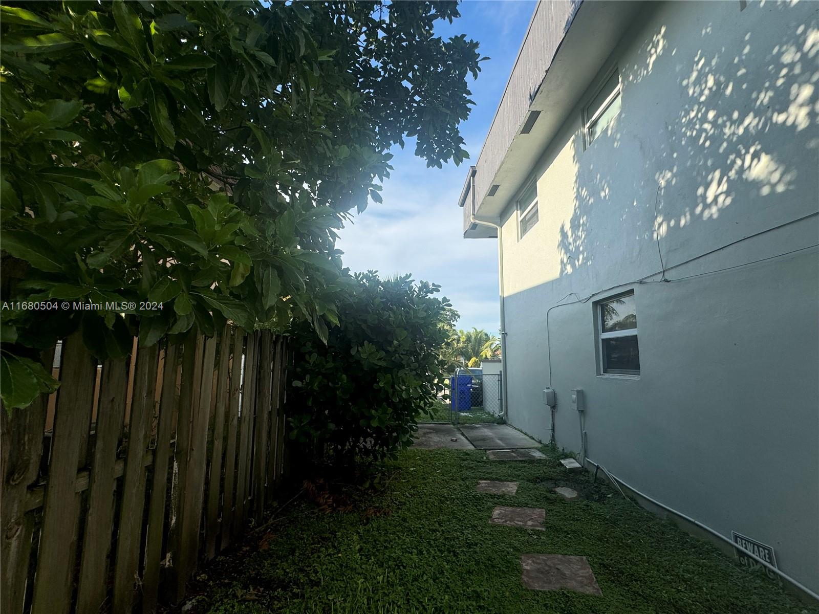 7940 SW 5th St