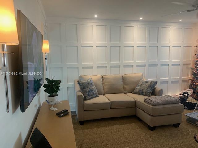 2655 NE 8th Ave # 205