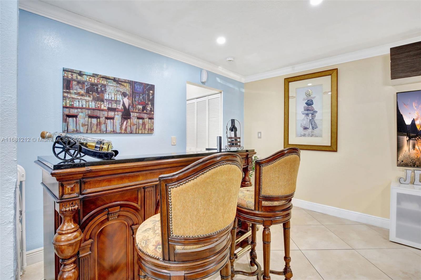 301 NW 93rd Ave