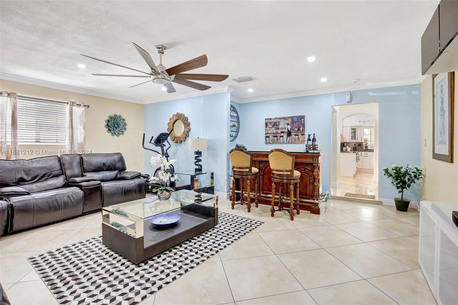 301 NW 93rd Ave