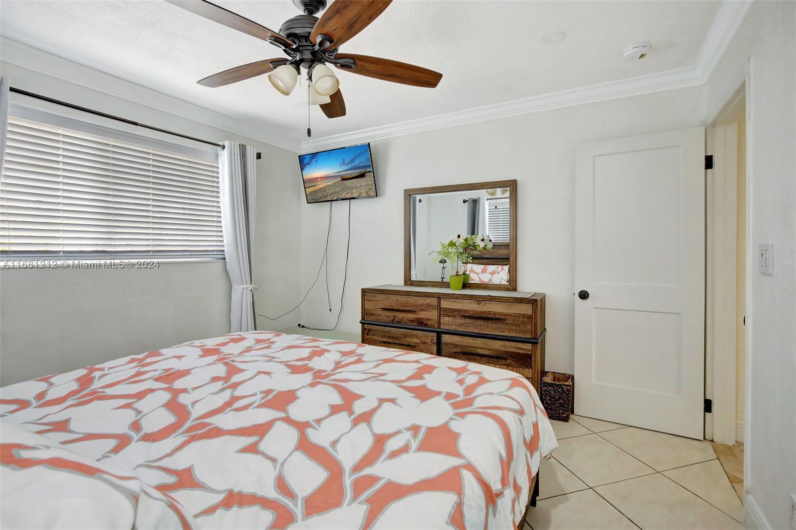301 NW 93rd Ave