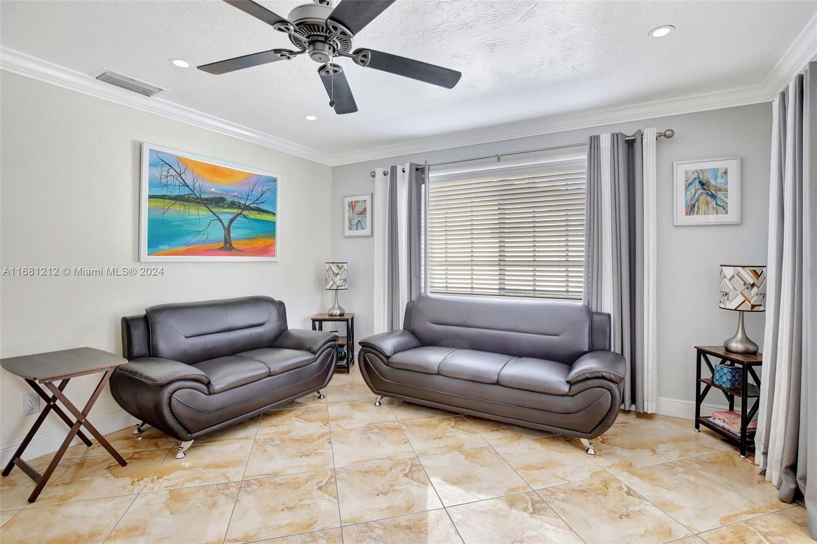 301 NW 93rd Ave