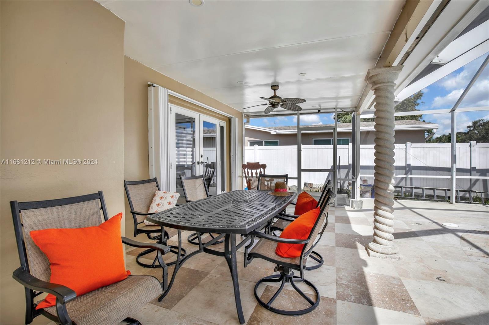 301 NW 93rd Ave