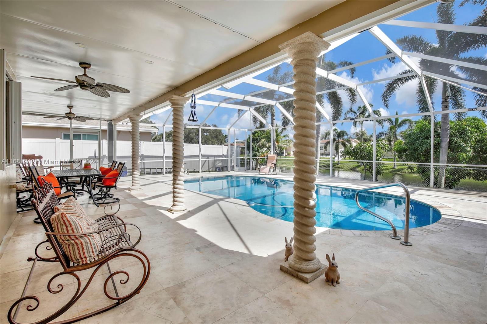 301 NW 93rd Ave