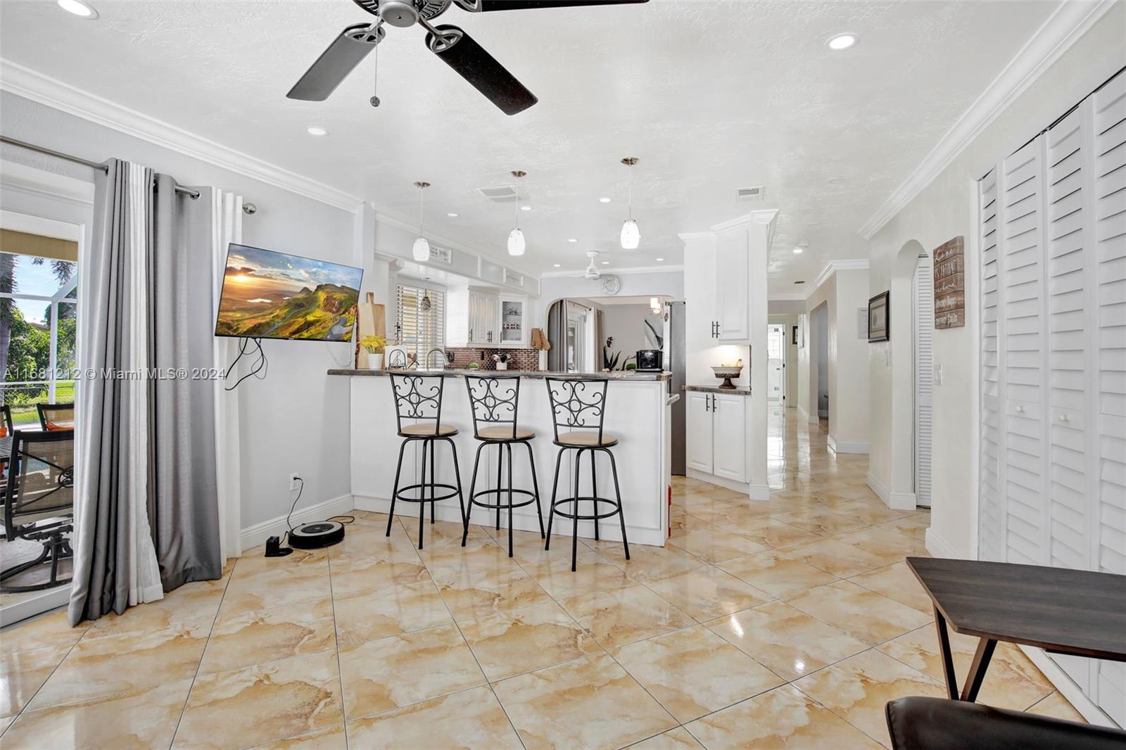 301 NW 93rd Ave