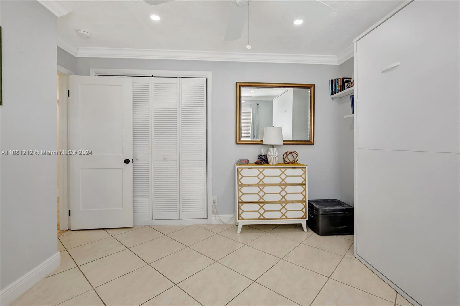 301 NW 93rd Ave