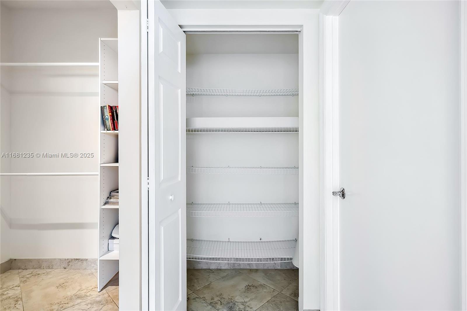 16699 Collins Ave # 2307