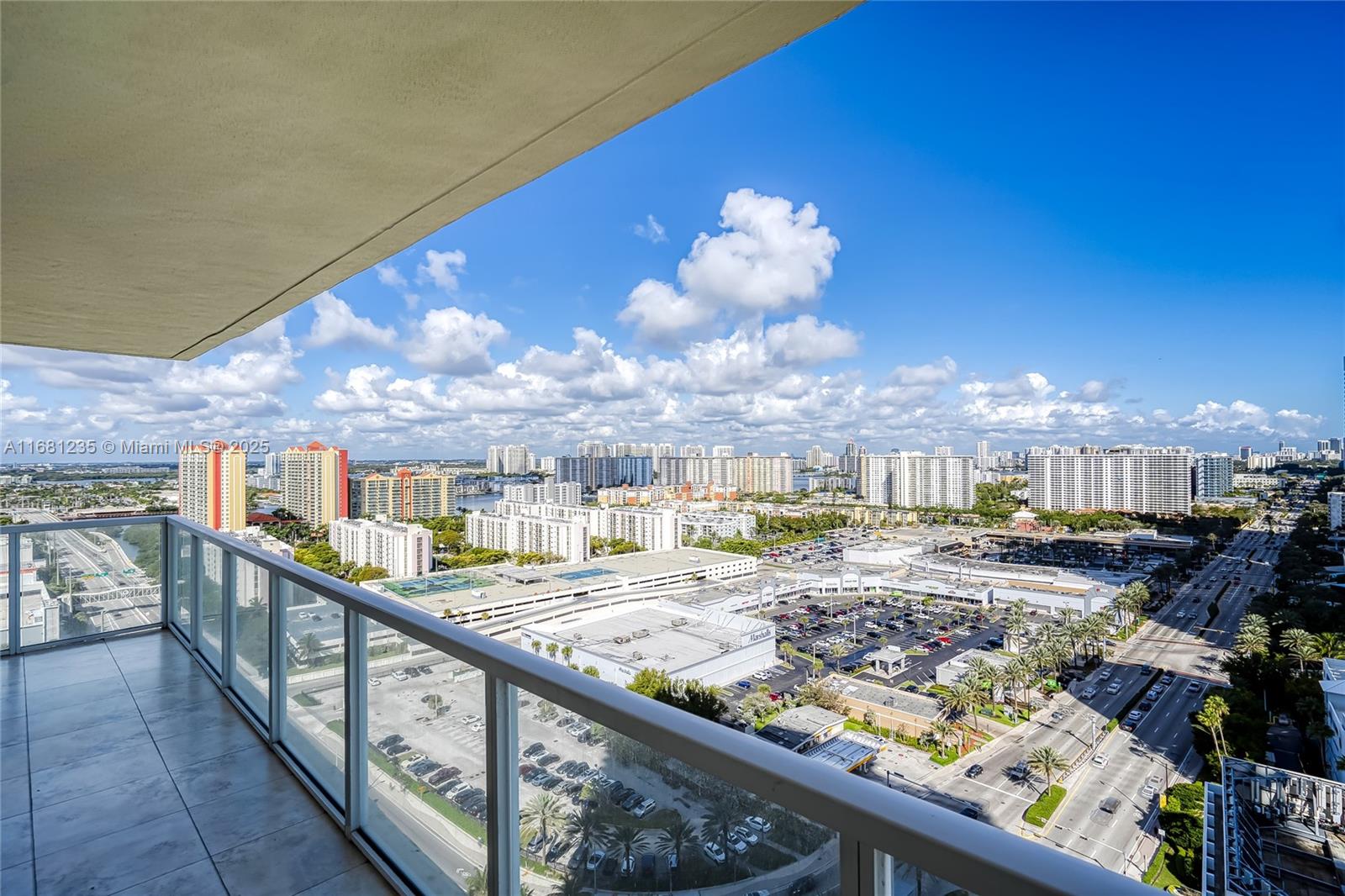 16699 Collins Ave # 2307