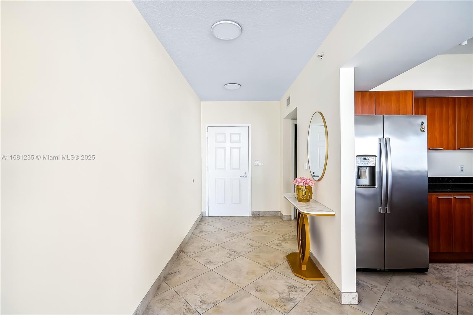 16699 Collins Ave # 2307