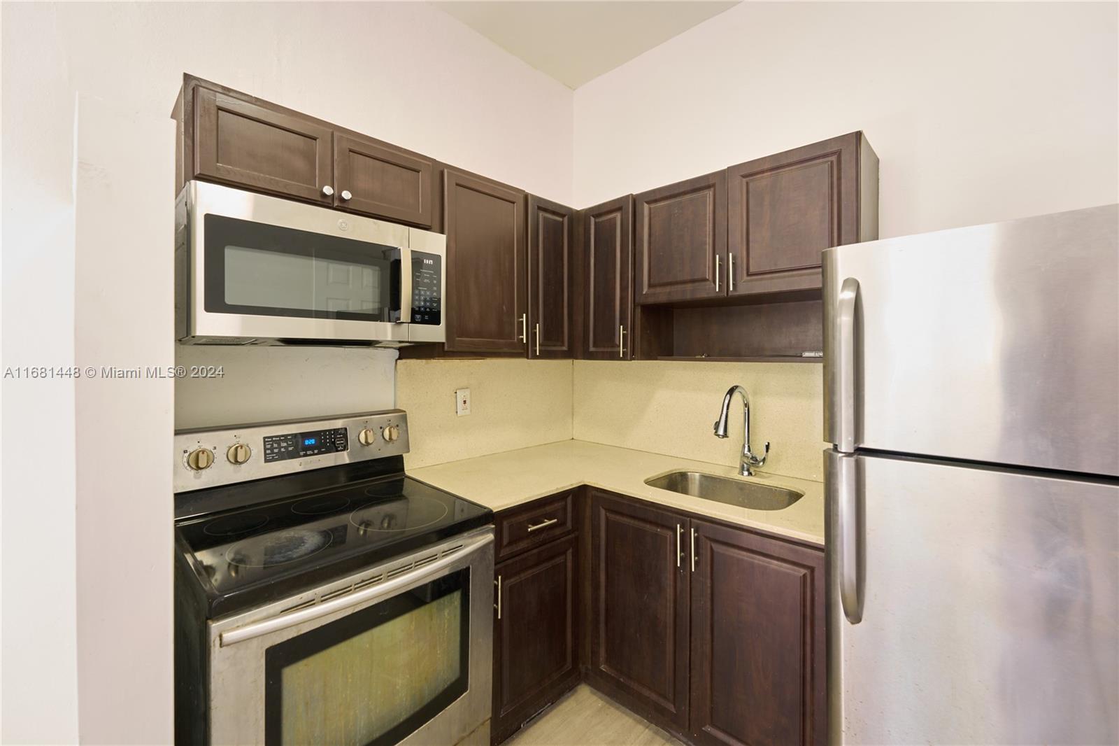 11501 NW 27th Ave # 2695