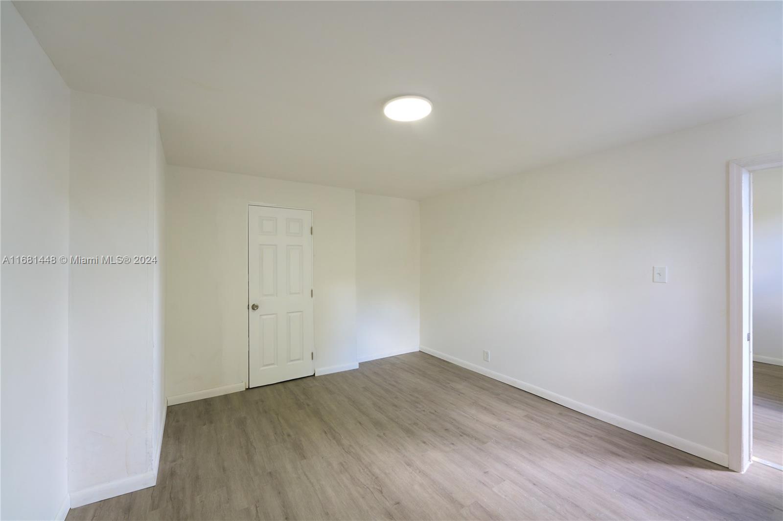 11501 NW 27th Ave # 2695