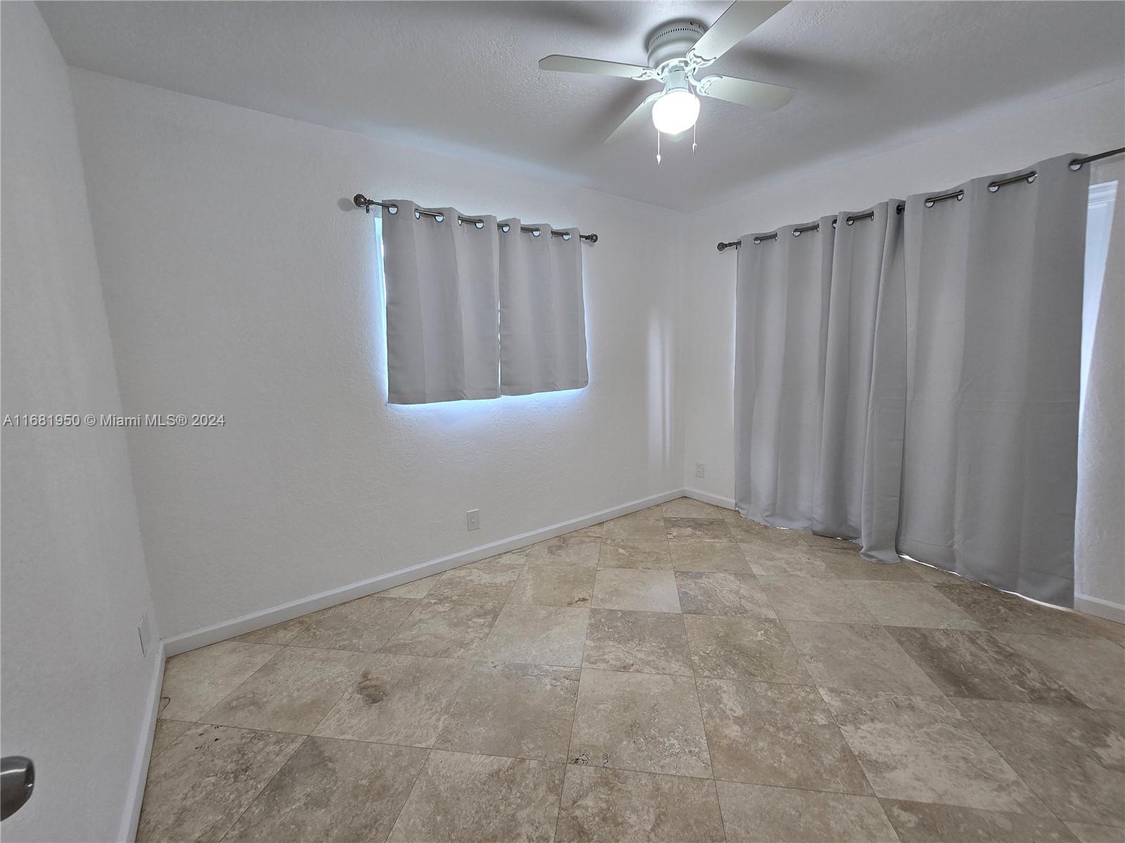 2001 NW 35th St