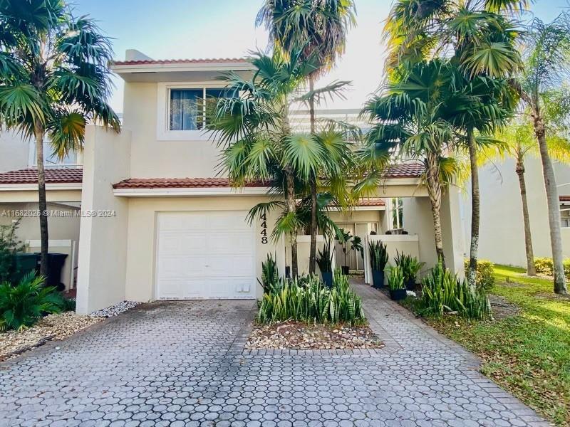 4448 NW 98th Ave