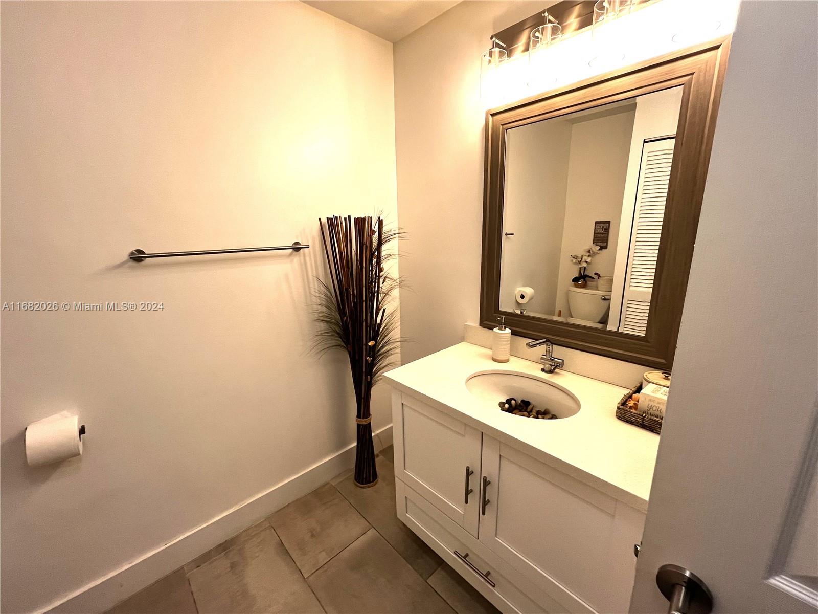 4448 NW 98th Ave