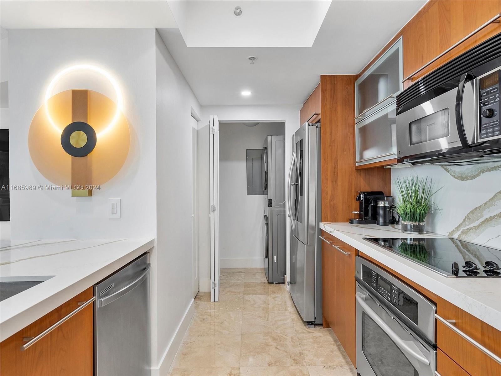110 Washington Ave # 2516