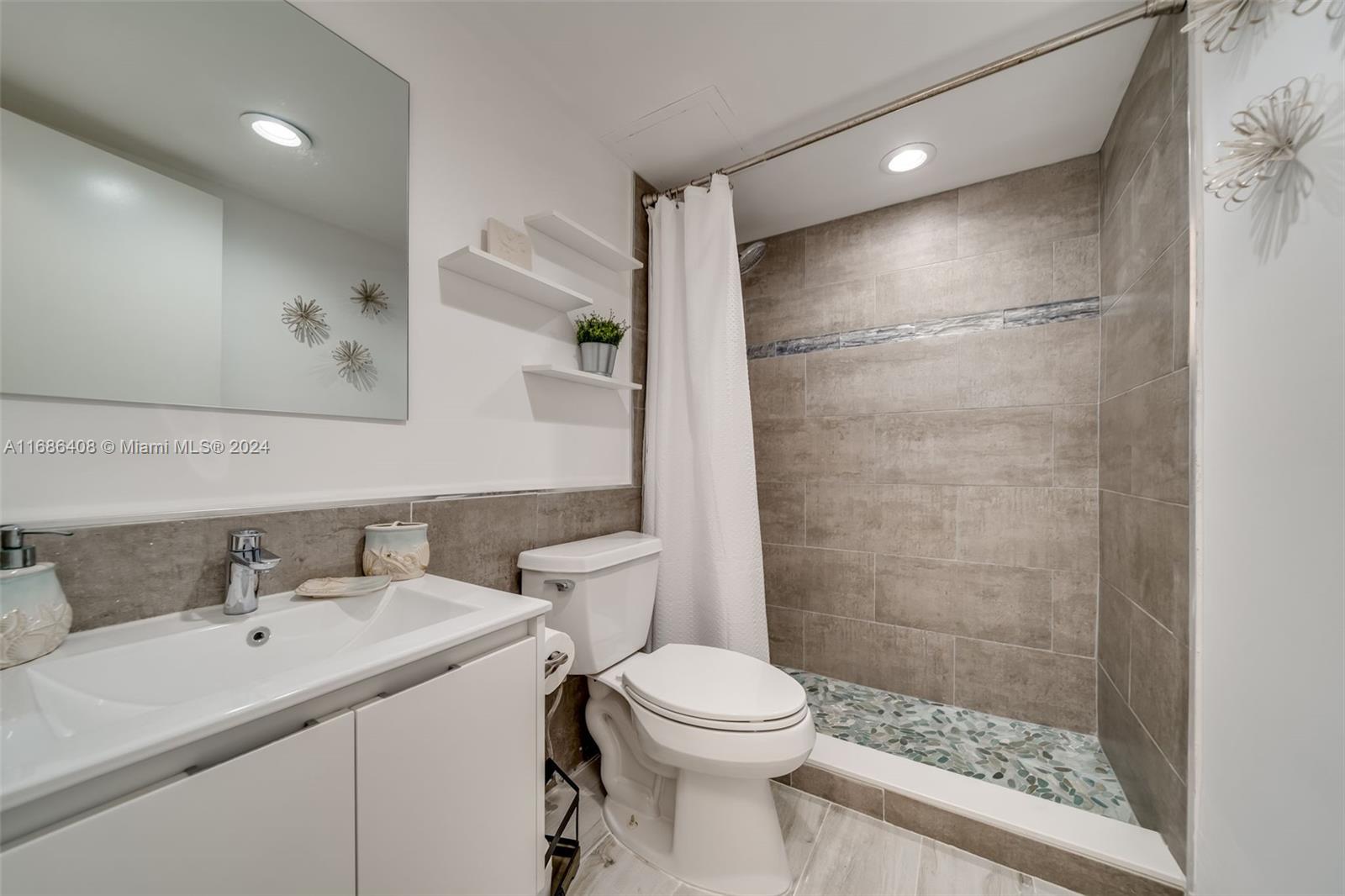 1777 SE 15th St # 205