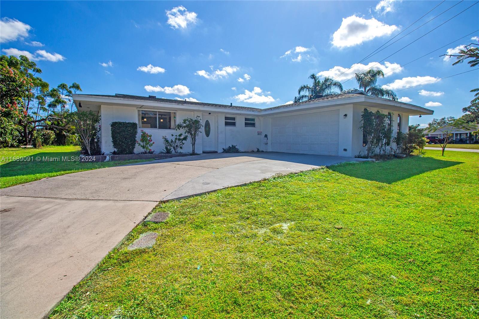 302 SE Verada Ave, Port St. Lucie